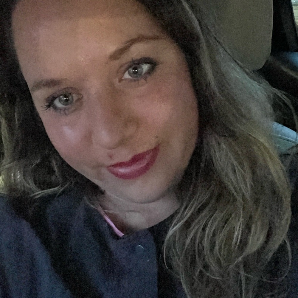 Meet your posher! - Picture 8 of 15